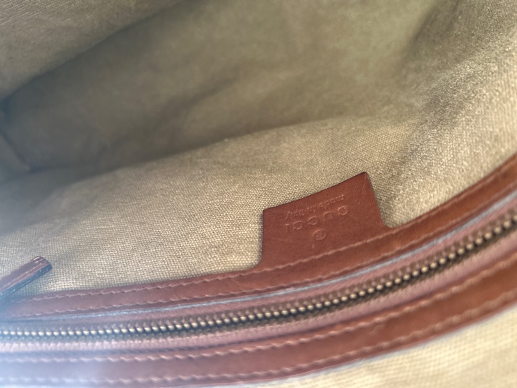 グッチ  （ブランドバッグ）の商品画像 - 査定依頼日：2025年12月18日 - 最高査定価格：30,000円