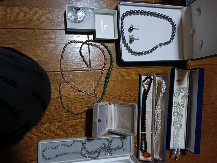 ネックレス、ブレスレット、ペンダント（宝石）の商品画像 - 査定依頼日：2026年2月24日 - 最高査定価格：50,000円