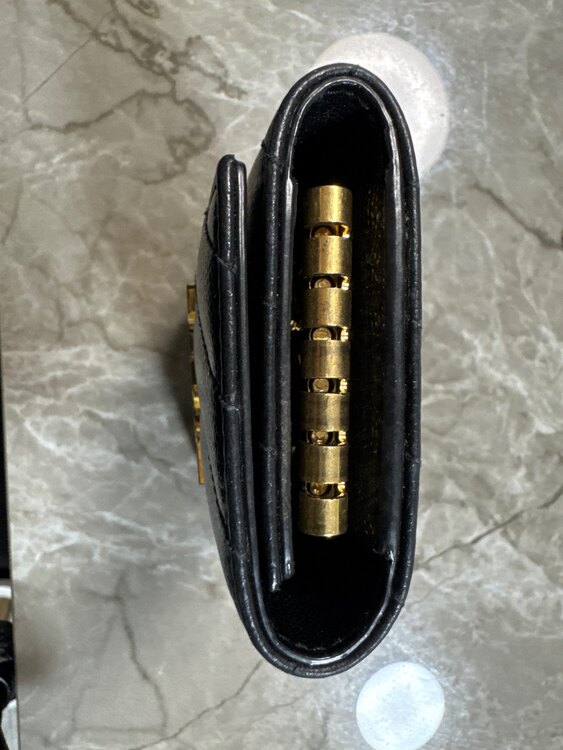 レザーキーケース　モノグラム（ブランド財布・小物）の商品画像 - 査定依頼日：2025年4月2日 - 最高査定価格：10,000円