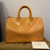 SP1915（ブランドバッグ）の商品画像 - 査定依頼日：2026年2月25日 - 最高査定価格：100,000円