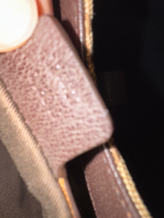 ハンドバッグ（ブランドバッグ）の商品画像 - 査定依頼日：2025年10月10日 - 最高査定価格：80,000円