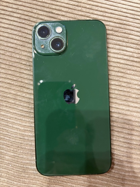 iPhone iPhone 13 256GB docomo（スマホ）の商品画像 - 査定依頼日：2026年7月9日 - 最高査定価格：40,500円