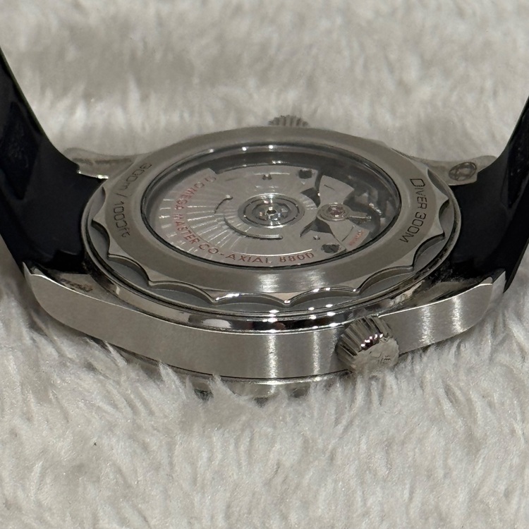 ダイバー300M　コーアクシャル　マスター　クロノメーター（高級時計）の商品画像 - 査定依頼日：2025年11月18日 - 最高査定価格：585,000円