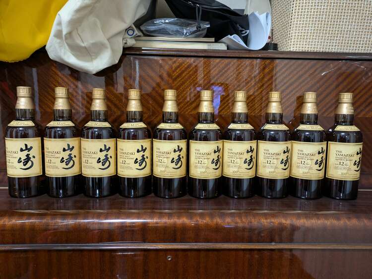 ウイスキー サントリー山崎 （お酒）の商品画像 - 査定依頼日：2025年3月1日 - 最高査定価格：203,000円