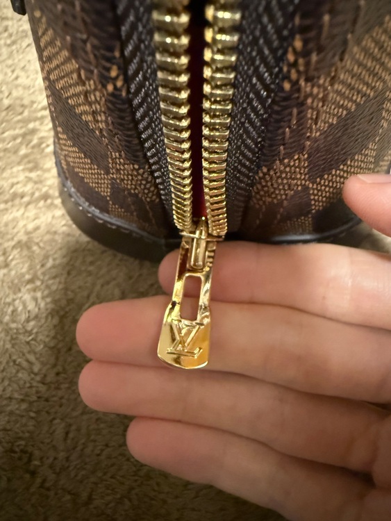 ルイヴィトン アルマ （ブランドバッグ）の商品画像 - 査定依頼日：2025年11月8日 - 最高査定価格：180,000円