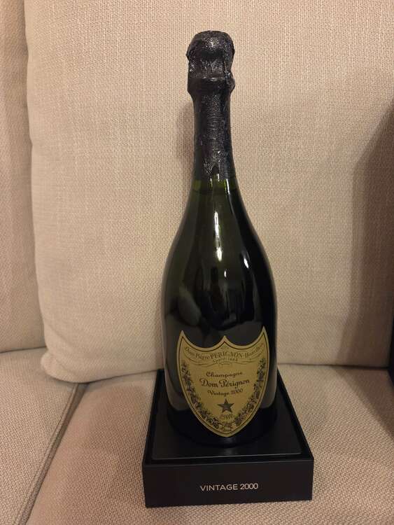 ドン・ペリニヨン　ヴィンテージ2000（お酒）の商品画像 - 査定依頼日：2025年3月20日 - 最高査定価格：20,000円