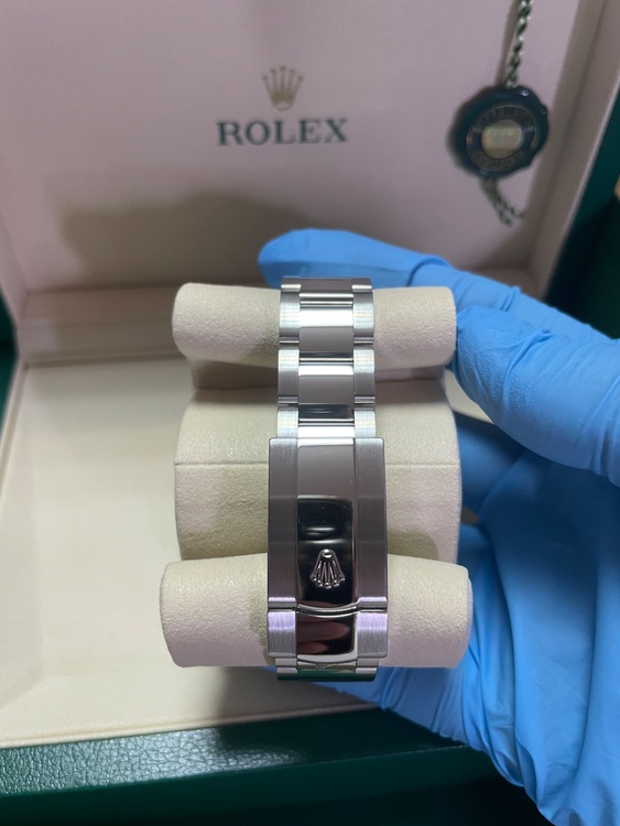 ブルーオイスター（高級時計）の商品画像 - 査定依頼日：2026年3月27日 - 最高査定価格：1,650,000円