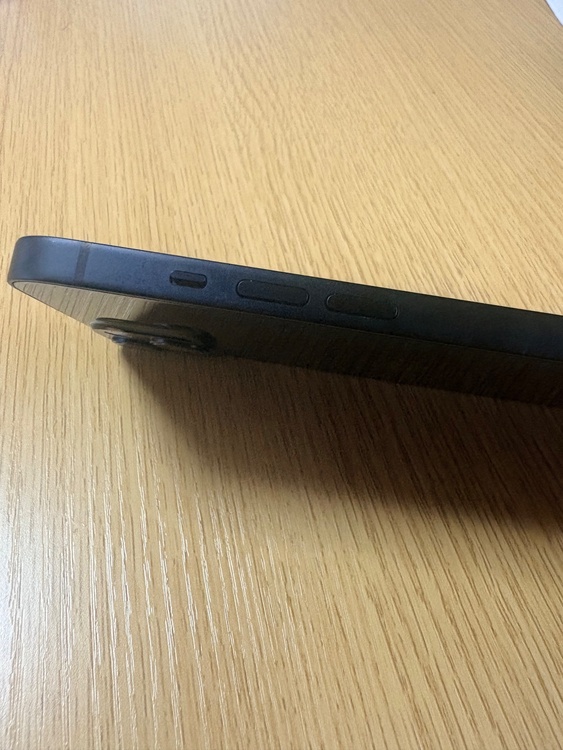 iPhone 13 128GB SIMフリー（スマホ）の商品画像 - 査定依頼日：2026年1月17日 - 最高査定価格：39,000円