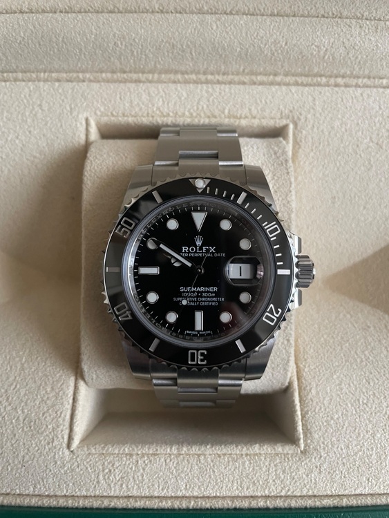 ROLEXサブマリーナデイト（高級時計）の商品画像 - 査定依頼日：2025年7月30日 - 最高査定価格：1,600,000円