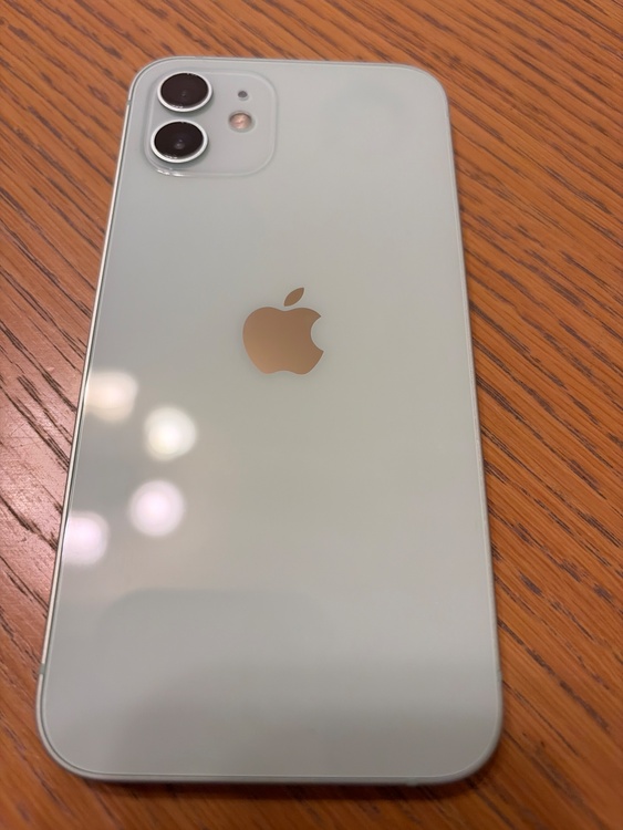 iPhone 12 128GB SIMフリー（スマホ）の商品画像 - 査定依頼日：2026年5月10日 - 最高査定価格：27,000円