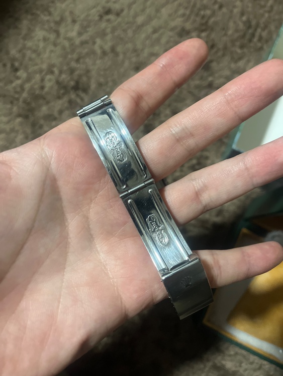 ロレックス エクスプローラー 1657（高級時計）の商品画像 - 査定依頼日：2026年3月29日 - 最高査定価格：1,400,000円