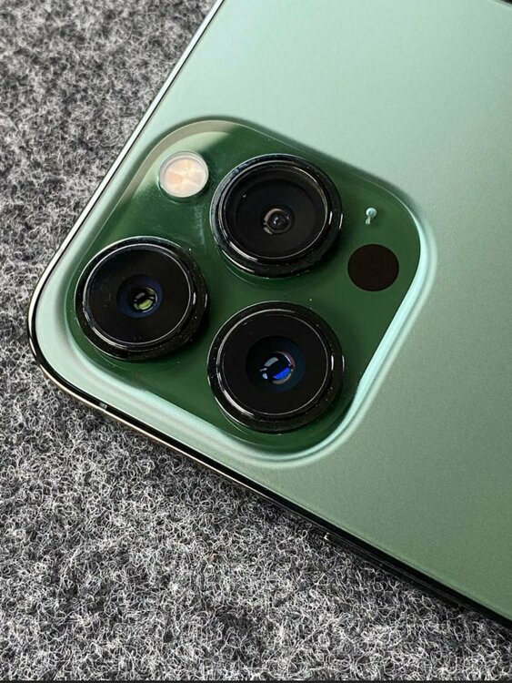iPhone13pro（スマホ）の商品画像 - 査定依頼日：2026年9月15日 - 最高査定価格：45,000円