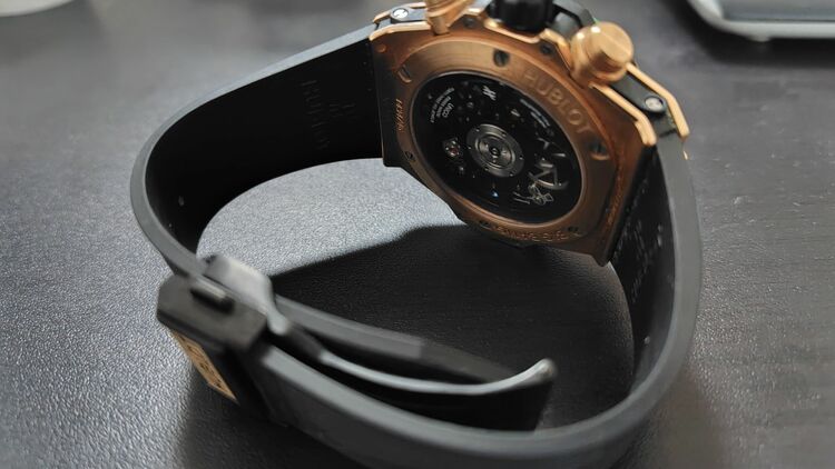 ビッグバンウニコ キングゴールド ブルー（高級時計）の商品画像 - 査定依頼日：2025年8月28日 - 最高査定価格：2,500,000円