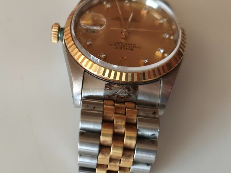 ロレックス パーペチュアルデイト 16233G（高級時計）の商品画像 - 査定依頼日：2025年9月17日 - 最高査定価格：880,000円