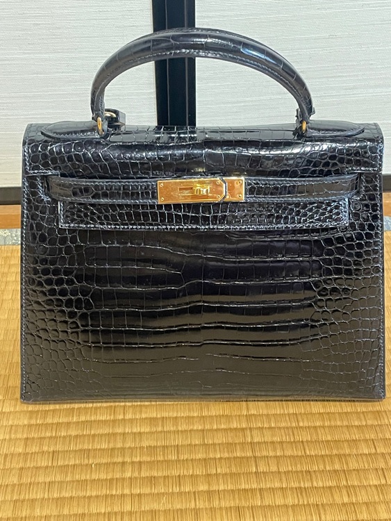 28センチ　外縫（ブランドバッグ）の商品画像 - 査定依頼日：2025年11月1日 - 最高査定価格：5,000,000円