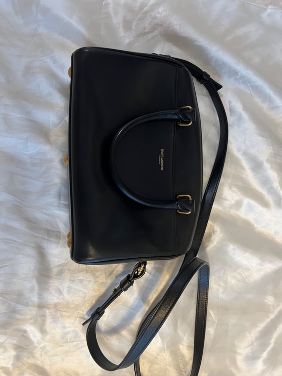 イブサンローラン  （ブランドバッグ）の商品画像 - 査定依頼日：2026年4月7日 - 最高査定価格：50,000円