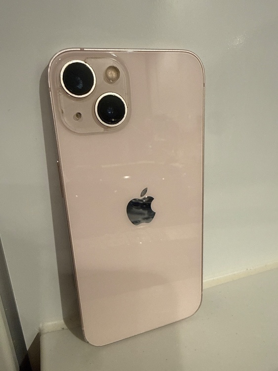 iPhone iPhone 13 128GB docomo（スマホ）の商品画像 - 査定依頼日：2026年7月4日 - 最高査定価格：19,000円