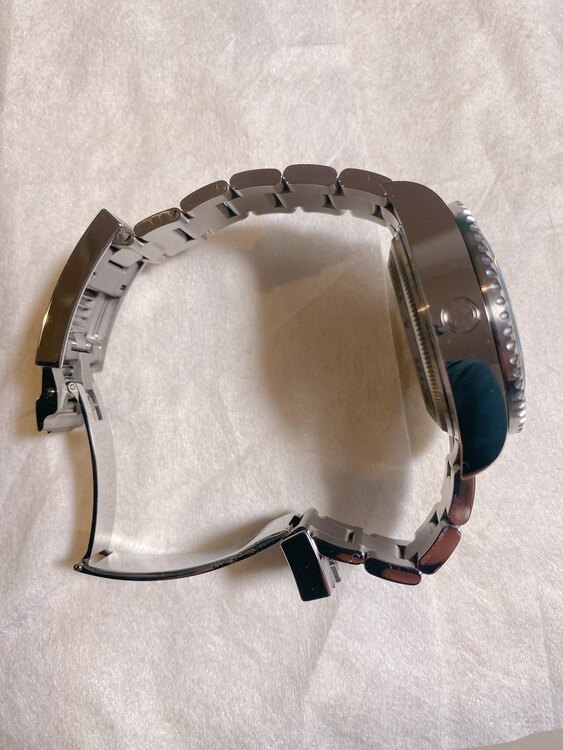 ロレックス シードゥエラー 136660（高級時計）の商品画像 - 査定依頼日：2025年1月17日 - 最高査定価格：2,250,000円