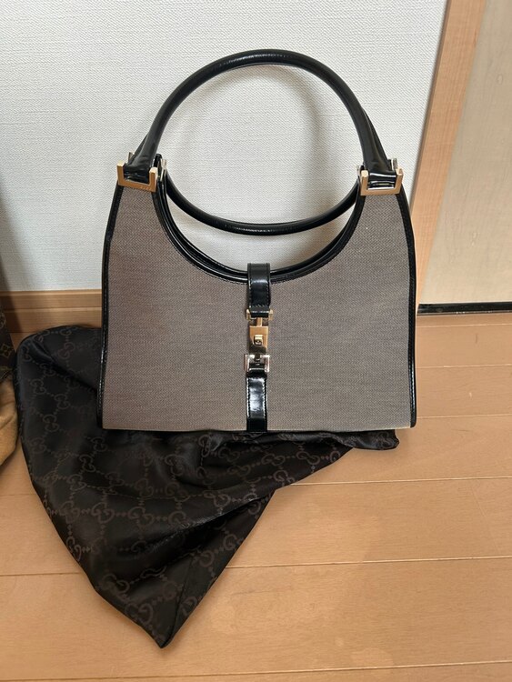 水野靖子（ブランドバッグ）の商品画像 - 査定依頼日：2025年3月13日 - 最高査定価格：275,000円