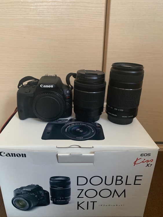 EOS KISS X7 double zoom kit（カメラ）の商品画像 - 査定依頼日：2026年4月5日 - 最高査定価格：26,000円