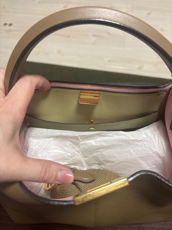 ピーカブー（ブランドバッグ）の商品画像 - 査定依頼日：2025年9月2日 - 最高査定価格：200,000円