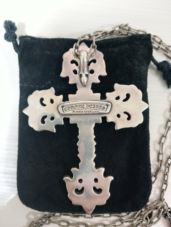 クロムハーツ　エクストララージフィリグリークロスペンダント（金・貴金属）の商品画像 - 査定依頼日：2026年6月1日 - 最高査定価格：100,000円