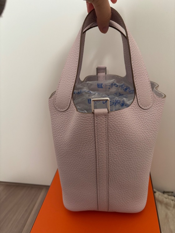 ピコタンpm ローズサクラ　シルバー金具（ブランドバッグ）の商品画像 - 査定依頼日：2025年7月31日 - 最高査定価格：600,000円