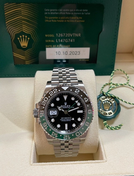  126720VTNR（高級時計）の商品画像 - 査定依頼日：2025年11月21日 - 最高査定価格：2,810,000円
