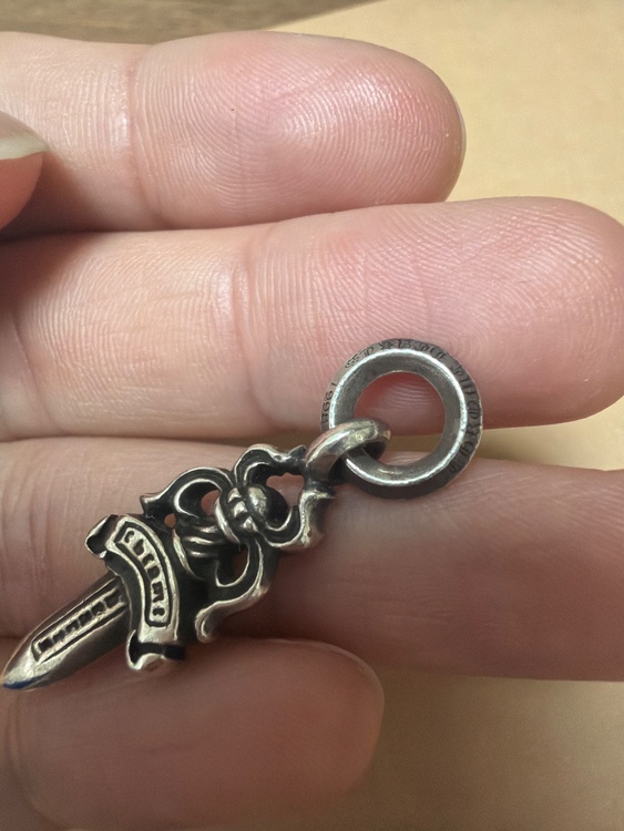 Dagger Charm "Silver"（古着・ファッション）の商品画像 - 査定依頼日：2026年1月20日 - 最高査定価格：84,000円