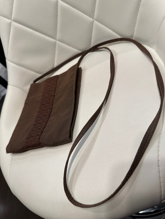 エールライン　ポシェット　ブラウン（ブランドバッグ）の商品画像 - 査定依頼日：2025年4月15日 - 最高査定価格：13,000円