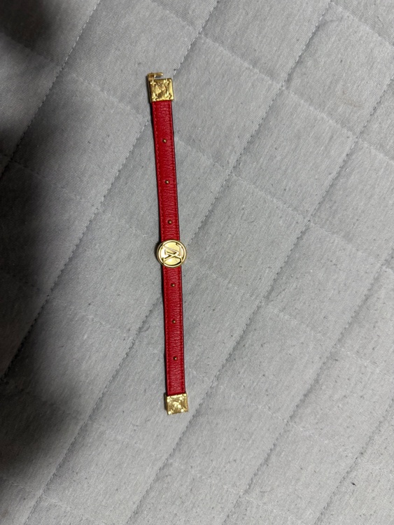 ルイ・ヴィトン ブラスレ・LV サークル（ブランド財布・小物）の商品画像 - 査定依頼日：2026年9月16日 - 最高査定価格：100,000円
