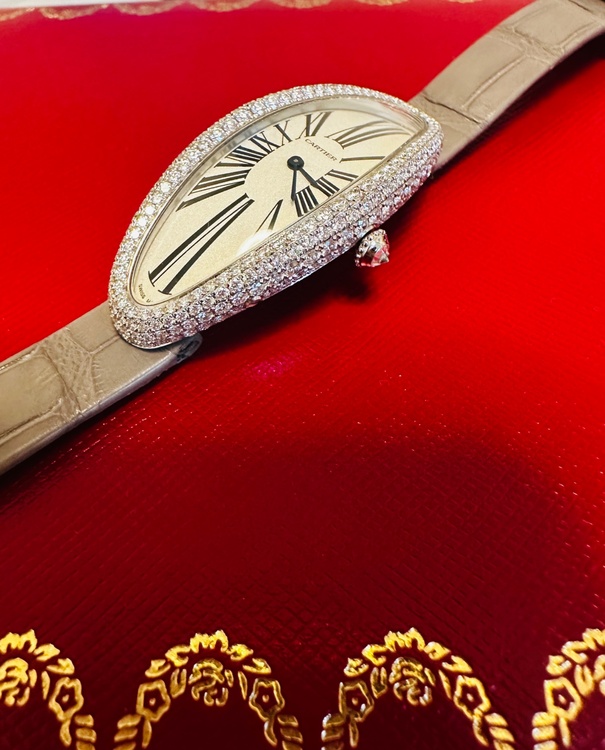 カルティエ ベニュワール ベニュワールアロンジェ　だい（高級時計）の商品画像 - 査定依頼日：2026年3月23日 - 最高査定価格：6,000,000円