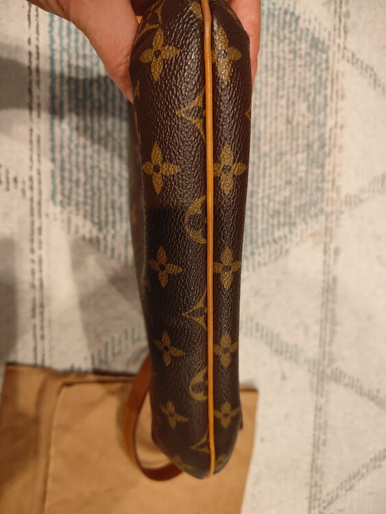 ルイヴィトン モノグラム （ブランドバッグ）の商品画像 - 査定依頼日：2025年8月27日 - 最高査定価格：80,000円