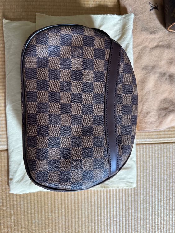 ブロア（ブランドバッグ）の商品画像 - 査定依頼日：2025年9月25日 - 最高査定価格：160,000円