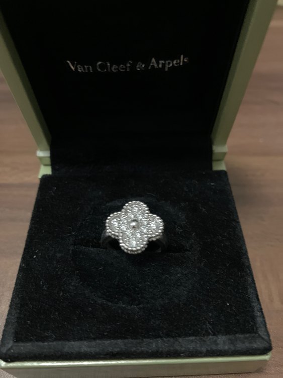 ヴァンクリーフ&アーペル ヴィンテージアルハンブラ リング（金・貴金属）の商品画像 - 査定依頼日：2023年5月15日 - 最高査定価格：400,000円