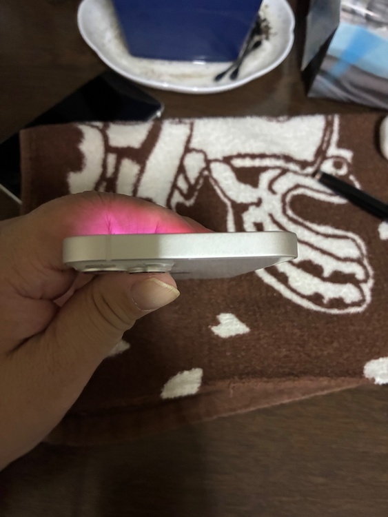 アイホン13（スマホ）の商品画像 - 査定依頼日：2025年12月12日 - 最高査定価格：38,000円