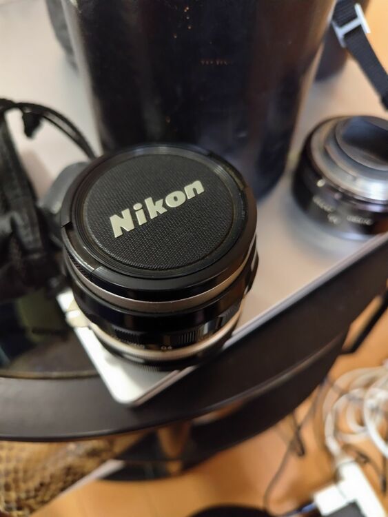 NIKON（カメラ）の商品画像 - 査定依頼日：2025年8月8日 - 最高査定価格：3,000円