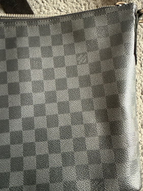 ショルダーバッグ（ブランドバッグ）の商品画像 - 査定依頼日：2026年4月18日 - 最高査定価格：120,000円