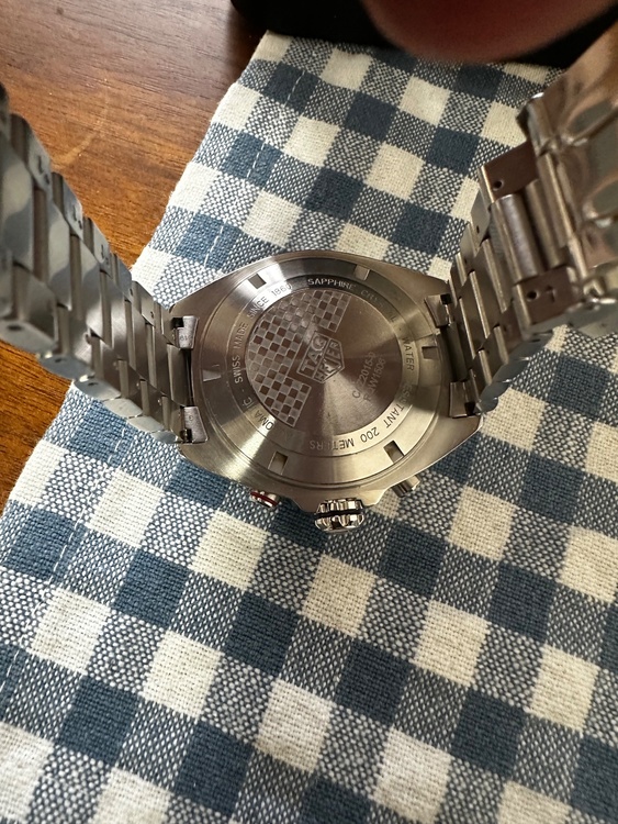 タグホイヤー フォーミュラ CAZ2015-0 RQw105（高級時計）の商品画像 - 査定依頼日：2025年12月14日 - 最高査定価格：200,000円