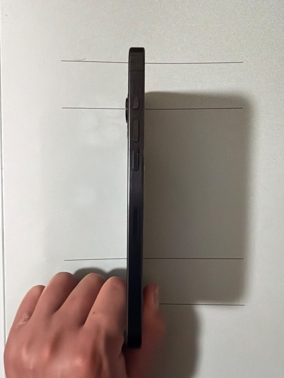 iPhone 15 Pro Max 256GB SIMフリー（スマホ）の商品画像 - 査定依頼日：2026年4月14日 - 最高査定価格：90,000円