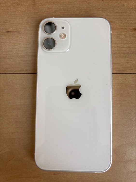 iPhone12mini（スマホ）の商品画像 - 査定依頼日：2026年8月1日 - 最高査定価格：21,000円