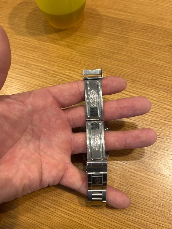 ロレックス エクスプローラー（高級時計）の商品画像 - 査定依頼日：2026年9月27日 - 最高査定価格：1,050,000円