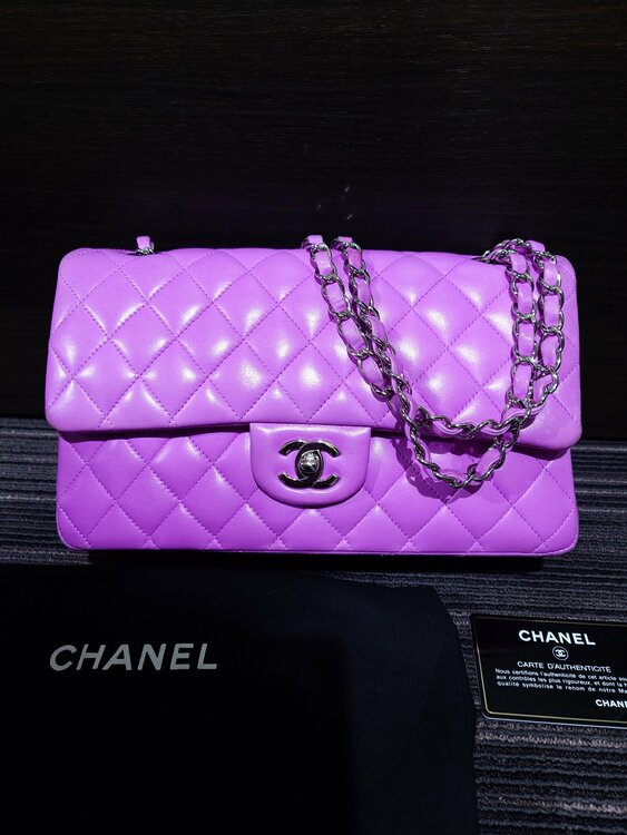CHANEL ダブルフラップマトラッセ 型番A01112（ブランドバッグ）の商品画像 - 査定依頼日：2026年2月18日 - 最高査定価格：500,000円