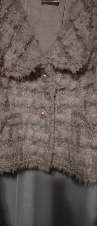 スーツ（古着・ファッション）の商品画像 - 査定依頼日：2025年9月4日 - 最高査定価格：100,000円