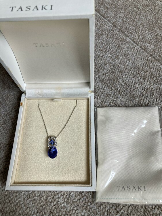 田崎真珠のサファイアのペンダント（宝石）の商品画像 - 査定依頼日：2024年2月29日 - 最高査定価格：400,000円