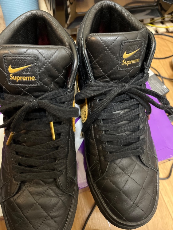 Supreme × Nike SB Blazer Mid "Black"（古着・ファッション）の商品画像 - 査定依頼日：2026年1月9日 - 最高査定価格：7,000円