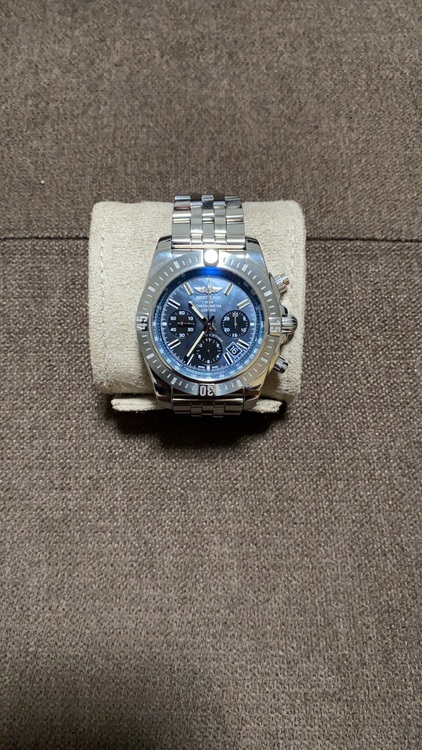 ブライトリング クロノマット AB01152A（高級時計）の商品画像 - 査定依頼日：2025年6月17日 - 最高査定価格：520,000円