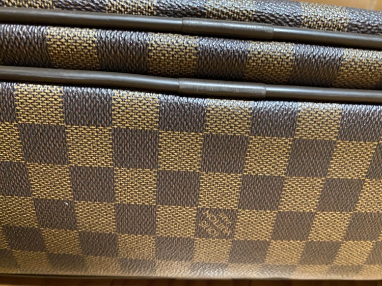 ダミエ　イカール　ビジネスバック（ブランドバッグ）の商品画像 - 査定依頼日：2020年8月18日 - 最高査定価格：100,000円