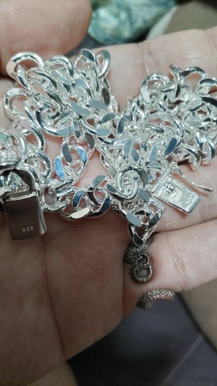 ネックレス（金・貴金属）の商品画像 - 査定依頼日：2025年9月17日 - 最高査定価格：10,000円