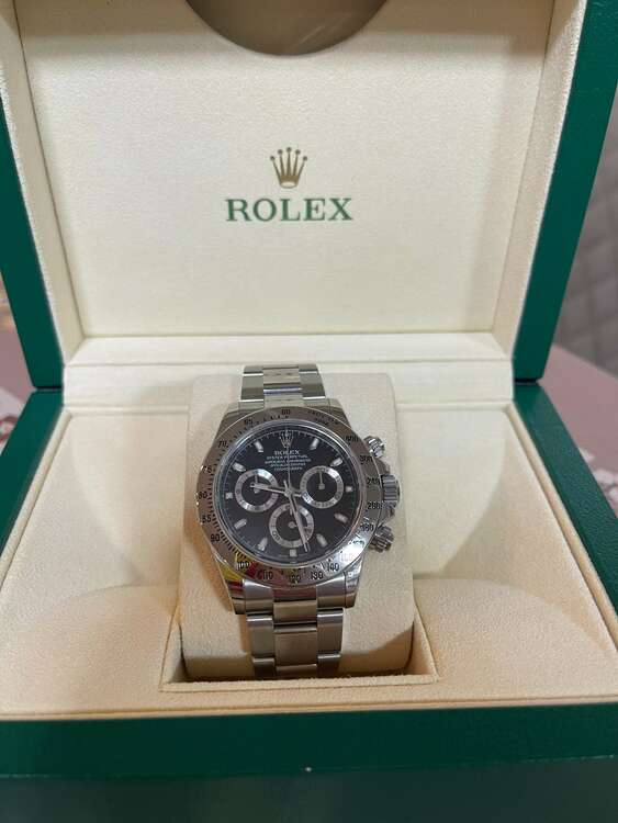 ロレックス デイトナ 116520（高級時計）の商品画像 - 査定依頼日：2025年2月20日 - 最高査定価格：2,850,000円